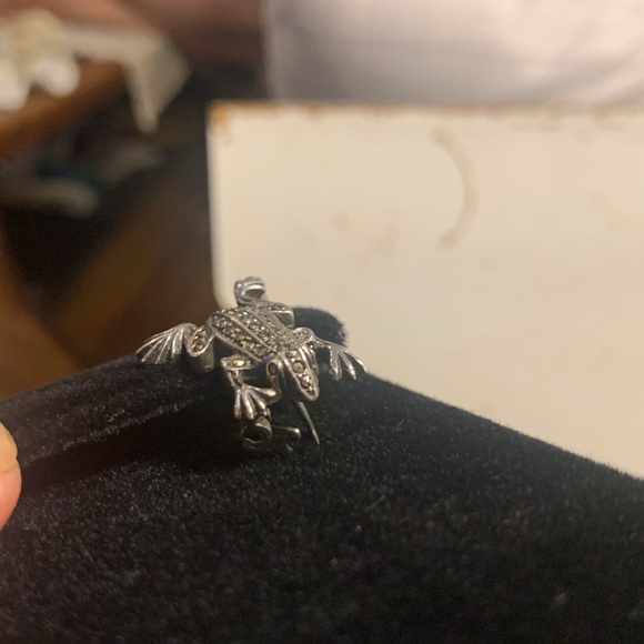STERLING SILVER MARCASITE FROG BROOCH PIN - Picture 6 of 8
